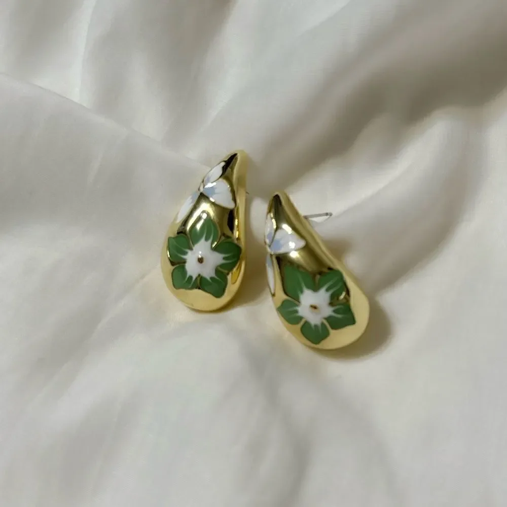 Flower earrings M582